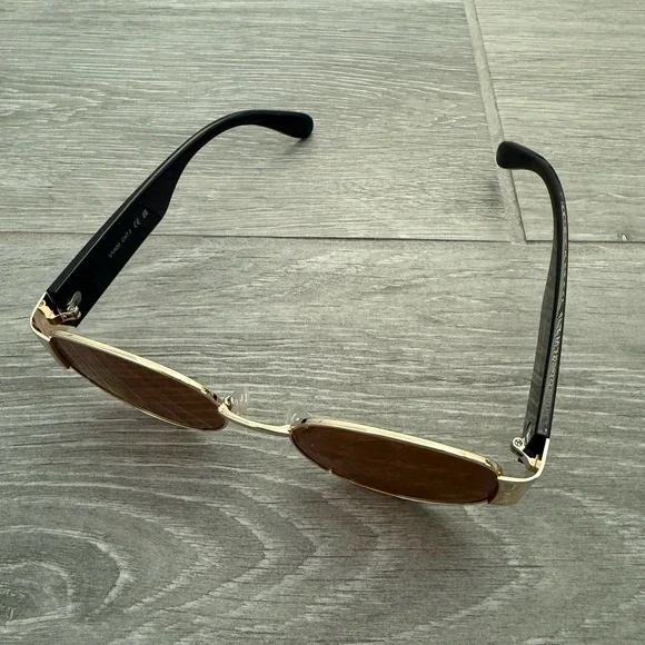 Round Sunglasses - Picture 2 of 3